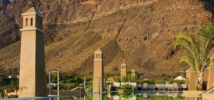 Playa Calera Hotel 4*