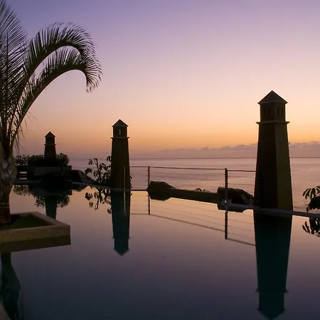 Playa Calera Hotel